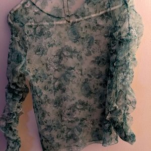 See throughZara blouse green with flowers 💚 trans